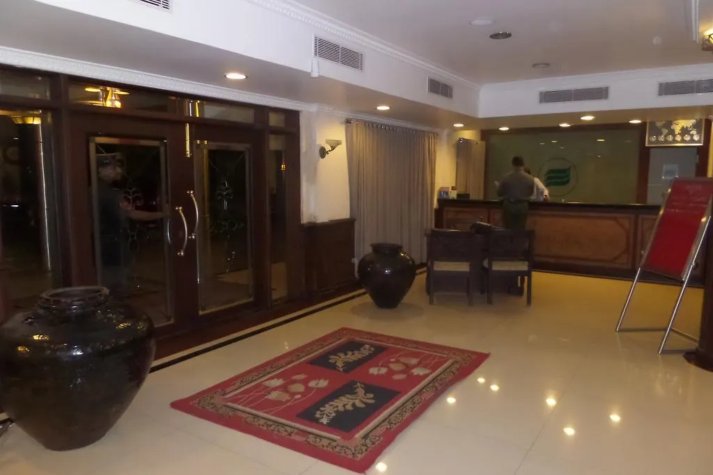 Hotel Elegance Kaladi India